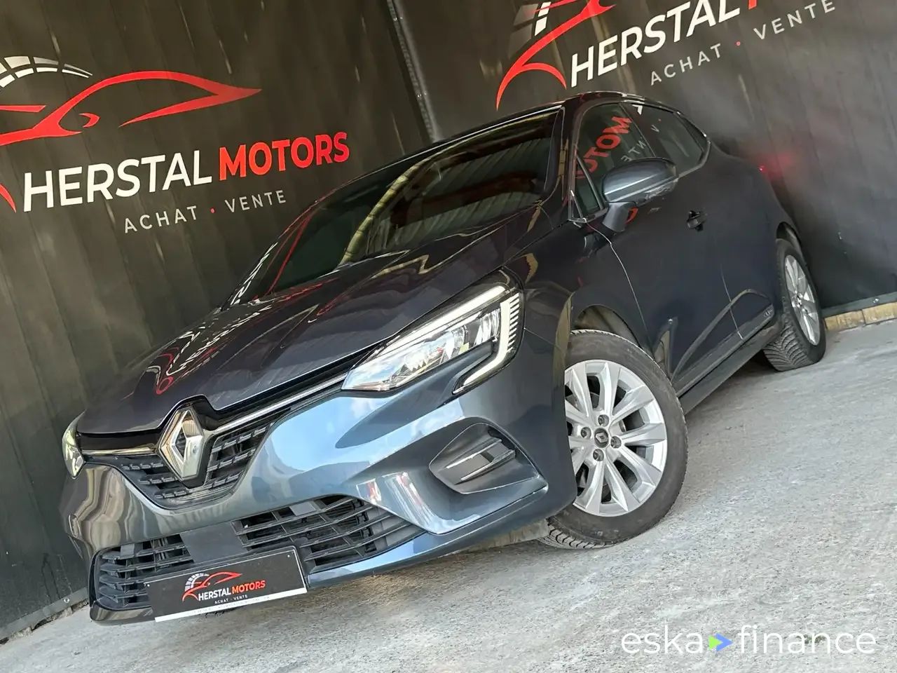 Sedan Renault Clio 2020