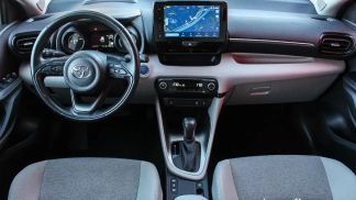 Leasing Hatchback Toyota Yaris 2022