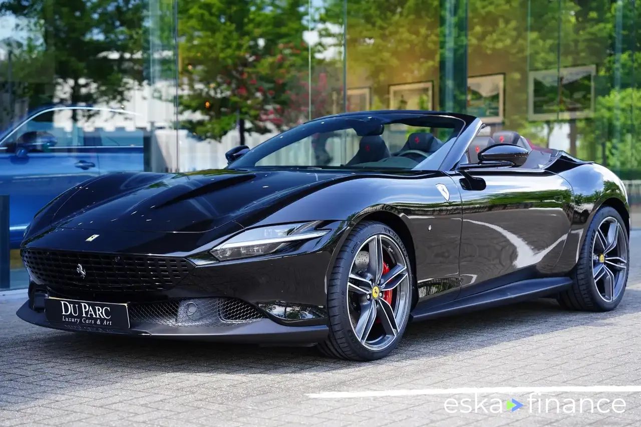 Financování Konvertibilní Ferrari Roma 2025
