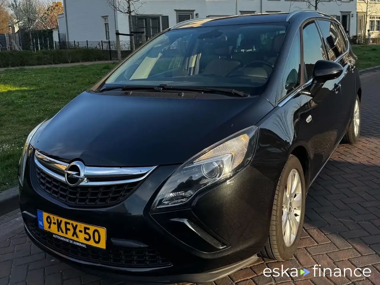 Leasing Hatchback Opel Zafira Tourer 2013