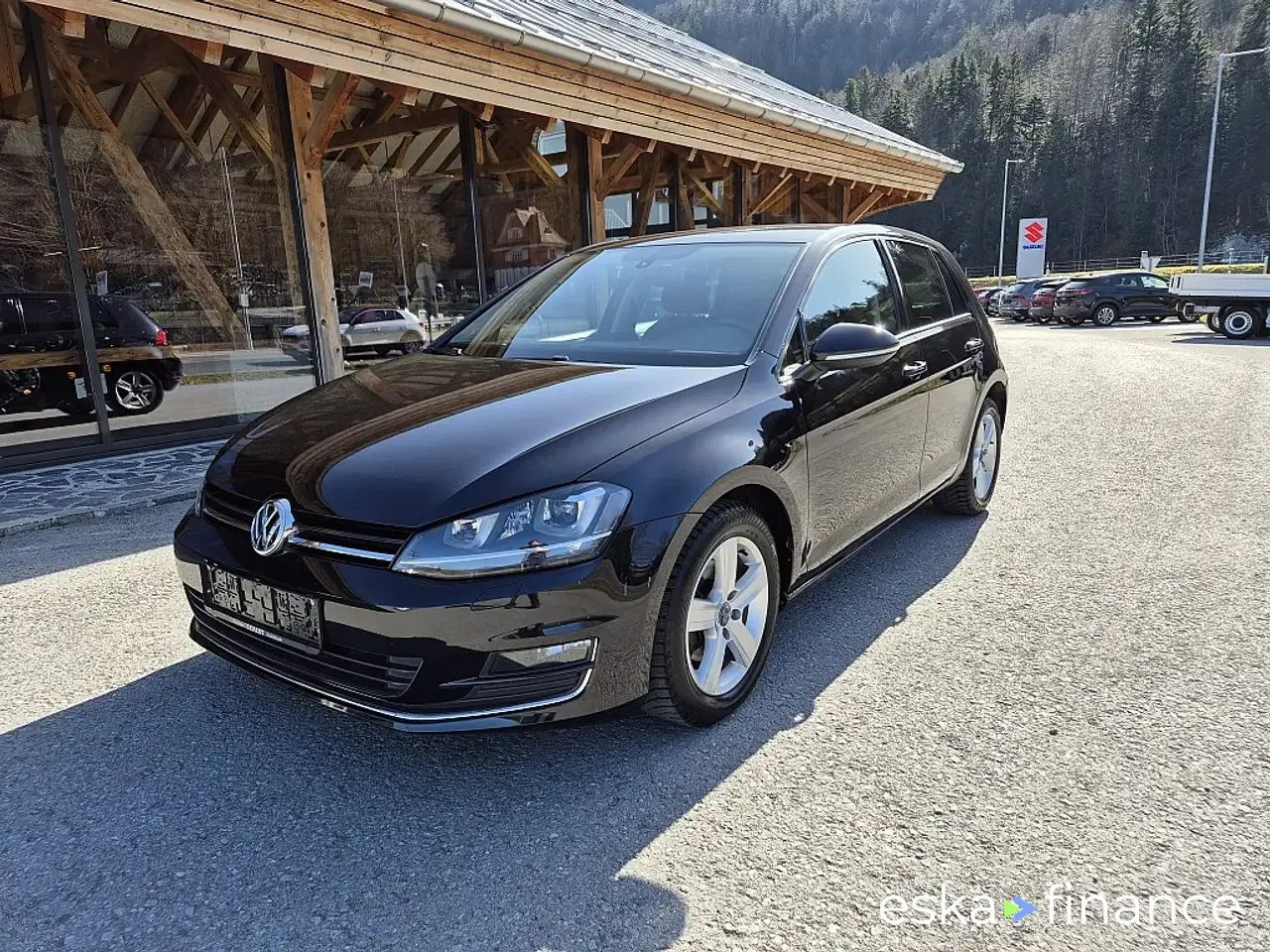 Lízing Sedan Volkswagen Golf 2013