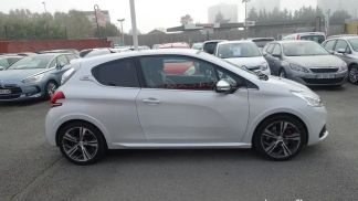 Lízing Hatchback Peugeot 208 2017