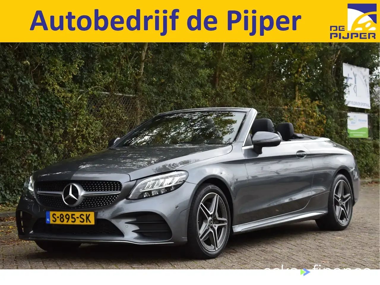 Lízing Kabriolet MERCEDES C 200 2022