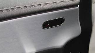 Lízing Sedan MERCEDES CLA 250 2020