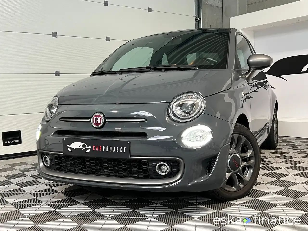 Lízing Sedan Fiat 500 2021