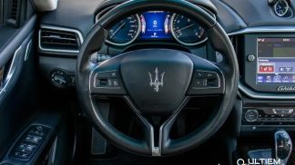 Leasing Sedan Maserati Ghibli 2015