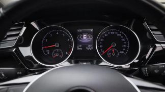 Lízing Hatchback Volkswagen Touran 2019