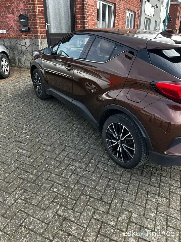 Financování Kupé Toyota C-HR 2017