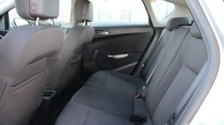 Lízing Hatchback Opel Astra 2011