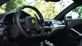 Leasing Coupé Ferrari F12 2013