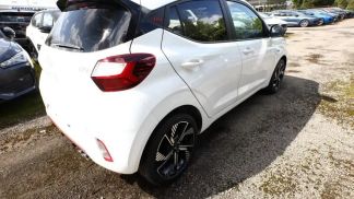 Hatchback Hyundai i10 2024