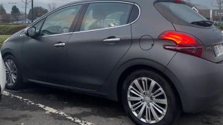 Lízing Sedan Peugeot 208 2017