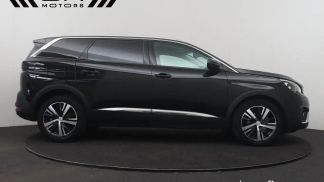 Lízing Hatchback Peugeot 5008 2020