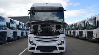 Leasing Special truck ACTROS 5 1845 BIG SPACE 2023