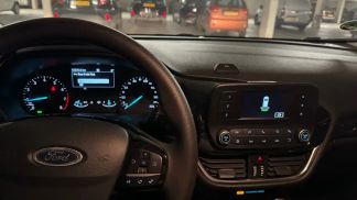 Lízing Hatchback Ford Fiesta 2018