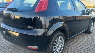 Lízing Sedan Fiat Punto 2018