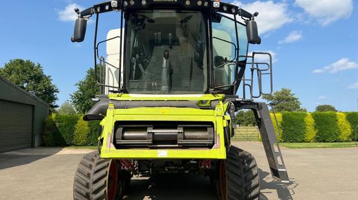 Claas Lexion 8800TT 2022
