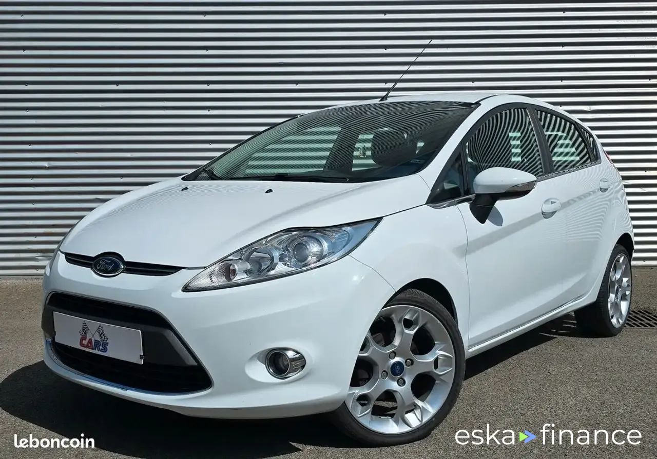 Leasing Hatchback Ford Fiesta 2011