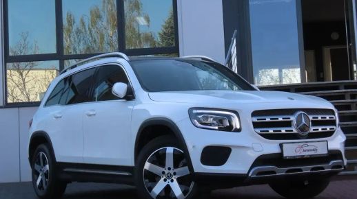 MERCEDES GLB 200 2020