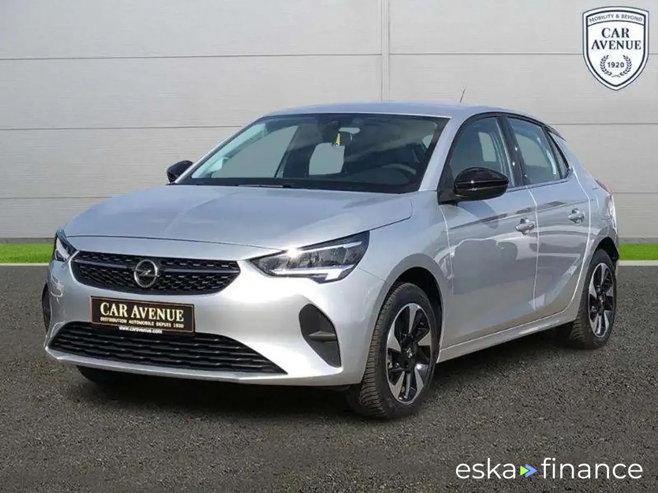 Lízing Sedan Opel CORSA-E 2023