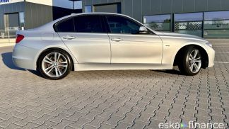 Lízing Sedan BMW 328 2012