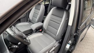 Lízing Hatchback Volkswagen Touran 2013