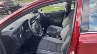 Leasing Wagon Toyota Auris 2017