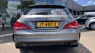 Lízing Sedan MERCEDES CLA 180 2016