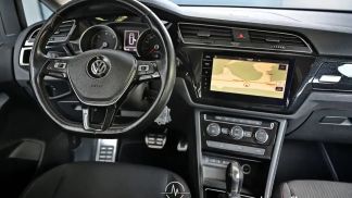 Lízing Hatchback Volkswagen Touran 2017