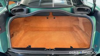 Leasing Convertible Aston Martin DB12 2023