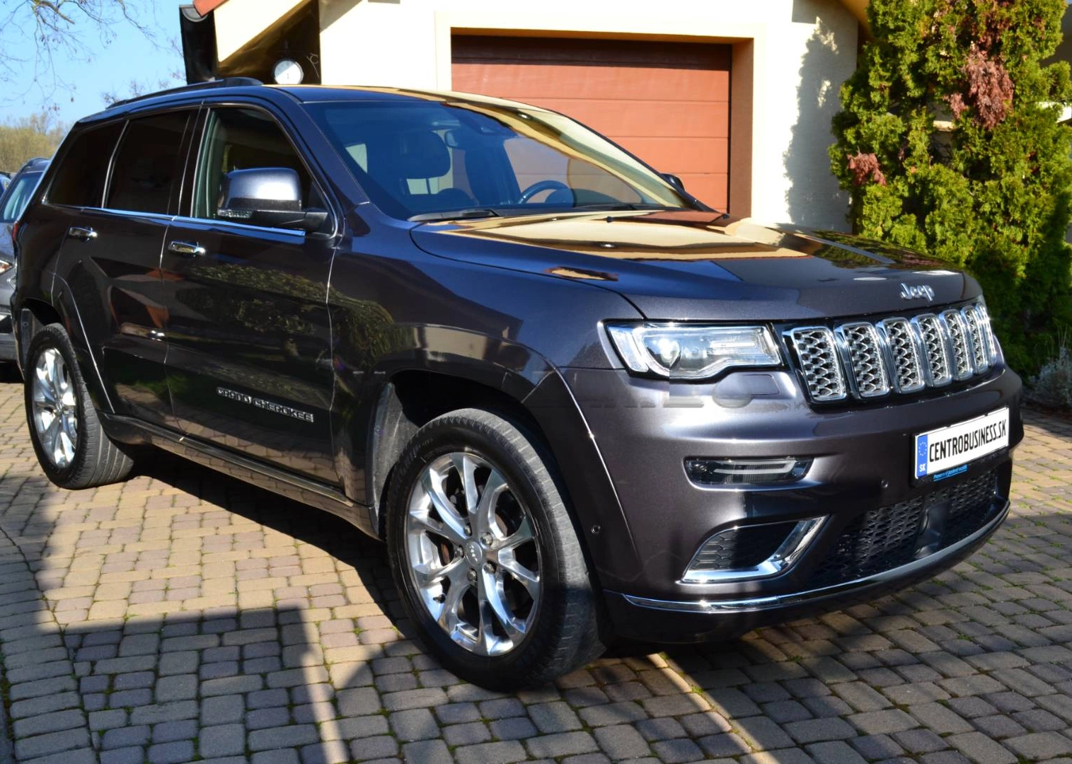 Lízing SUV Jeep Grand Cherokee 2019