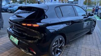 Lízing Sedan Peugeot 308 2023