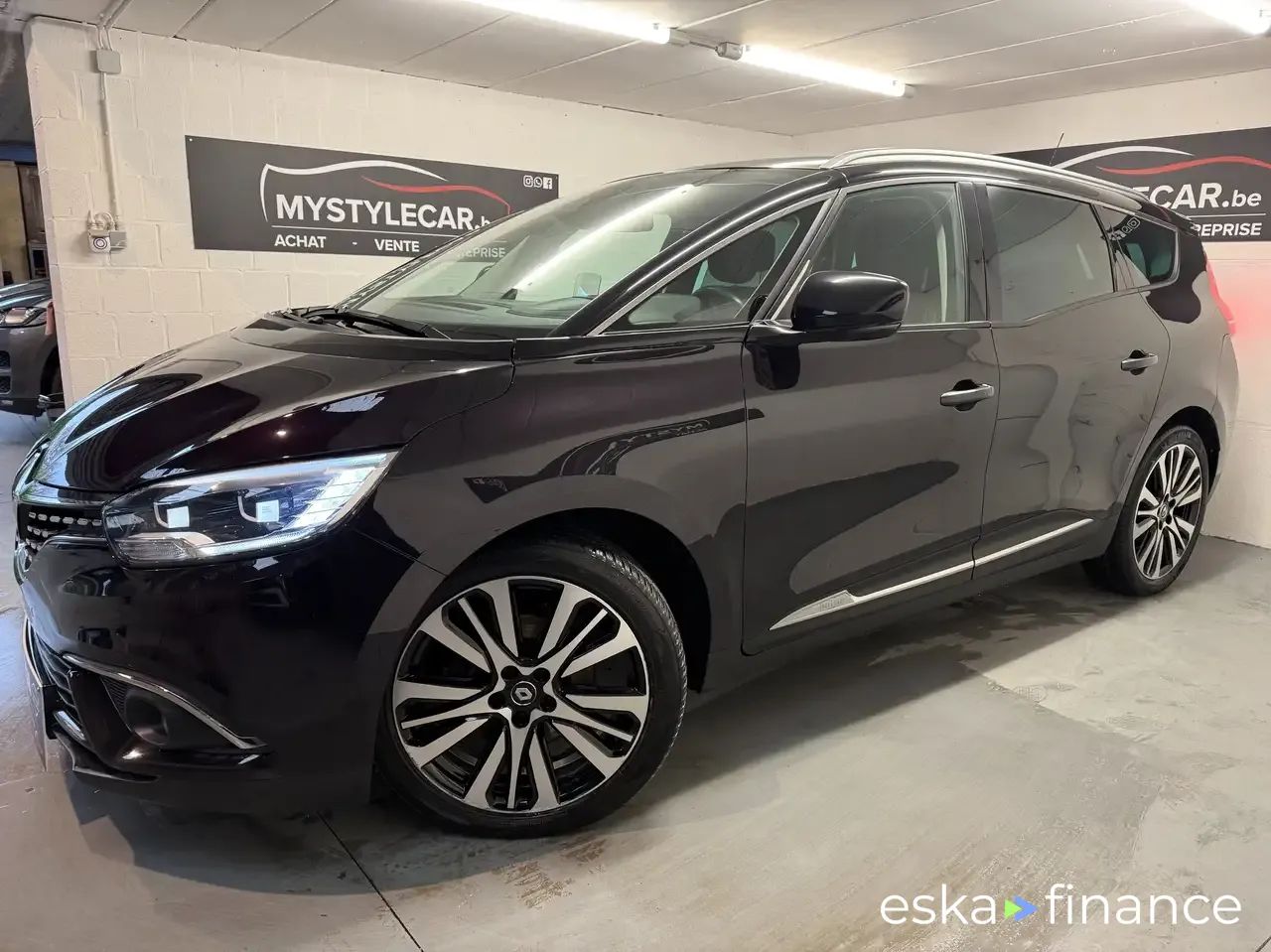 Financování Hatchback Renault Scenic 2021