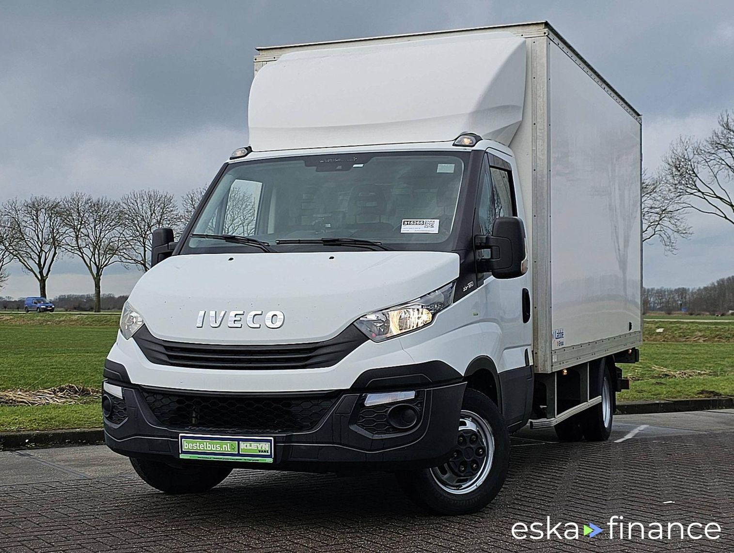 Leasing Closed Box Iveco DAILY 35C16 2017