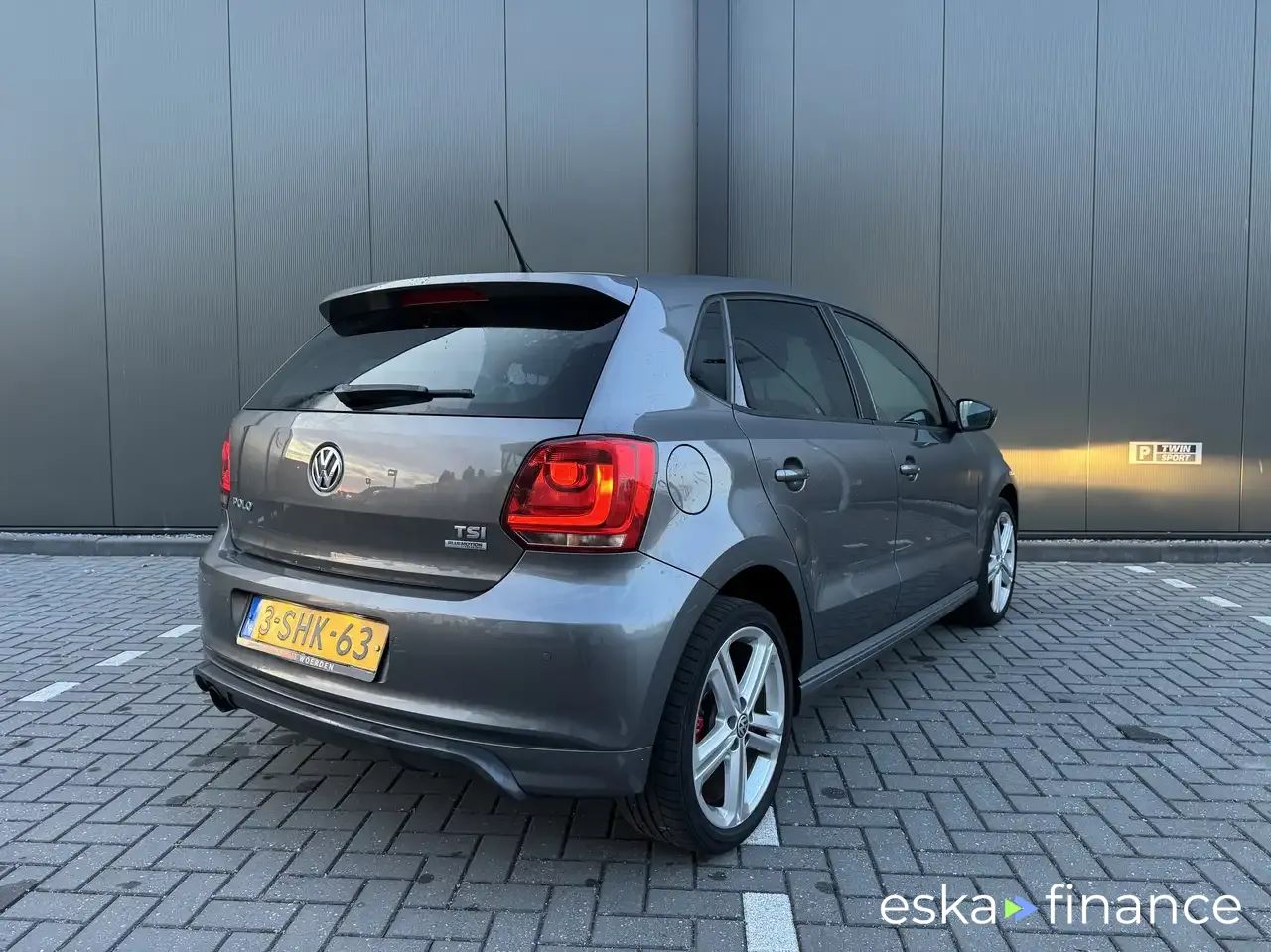 Lízing Sedan Volkswagen Polo 2013