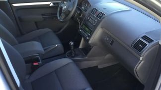 Lízing Hatchback Volkswagen Touran 2011