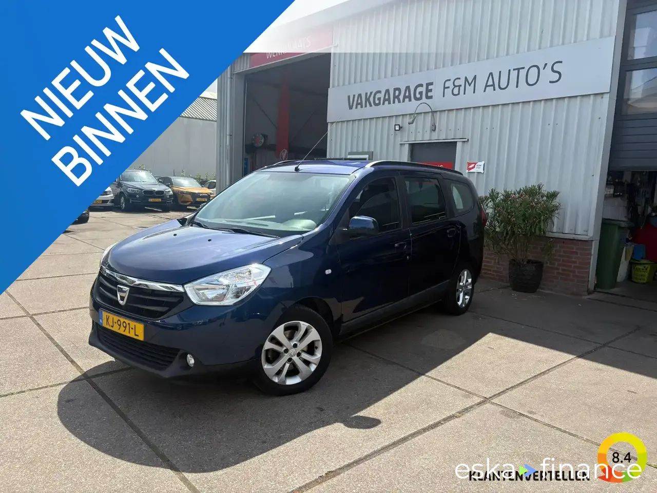 Lízing Hatchback Dacia Lodgy 2016