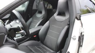 Lízing Sedan MERCEDES CLA 250 2020