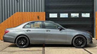 Lízing Sedan MERCEDES E 200 2017