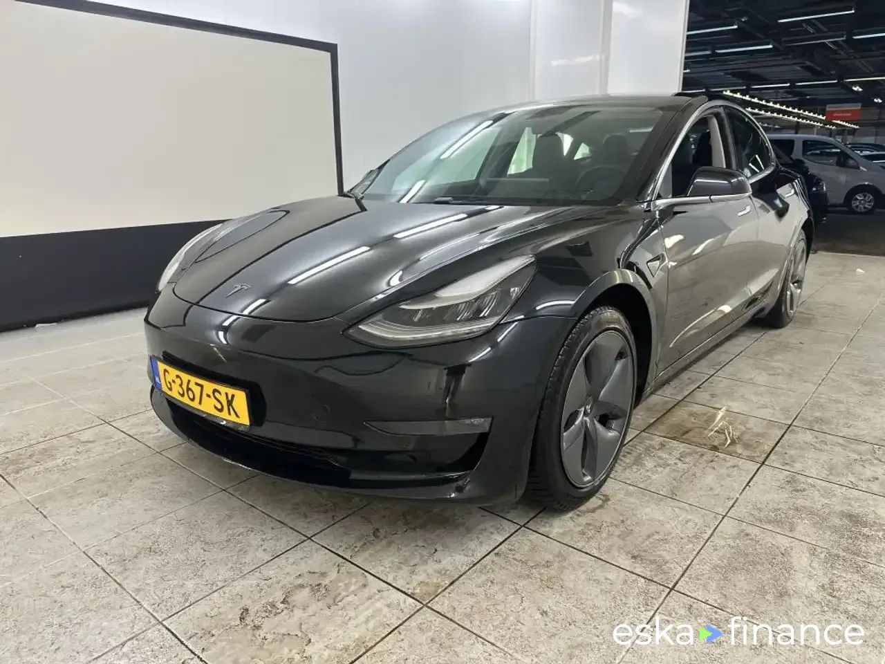 Lízing Sedan Tesla Model 3 2019