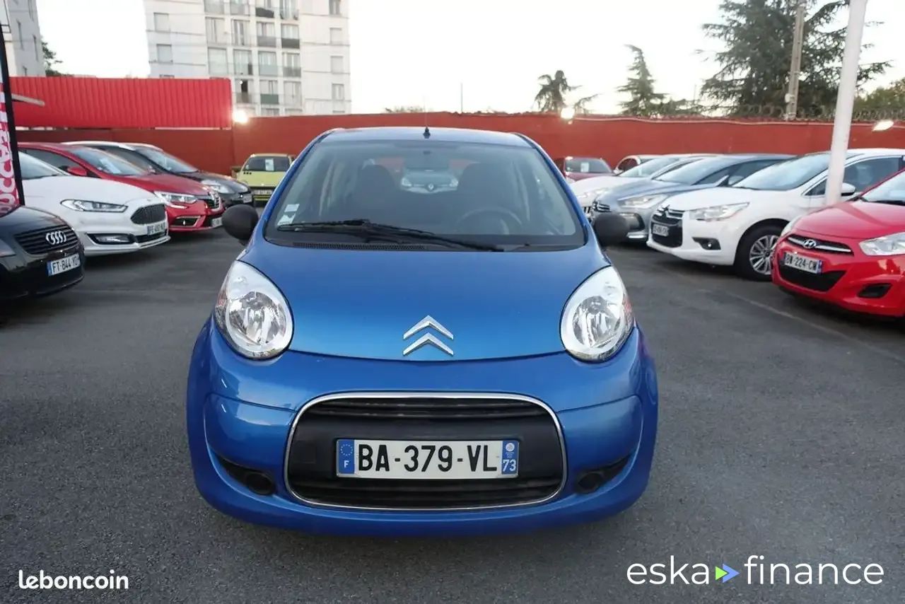 Lízing Sedan Citroën C1 2010