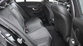 Lízing Sedan MERCEDES C 300 2020