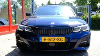 Lízing Sedan BMW 330 2019