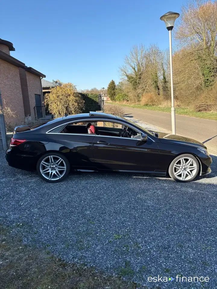 Financování Kupé MERCEDES E 220 2013