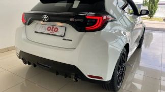 Leasing Sedan Toyota Yaris 2020