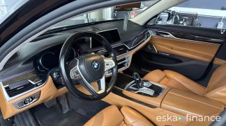Lízing Sedan BMW 740 2017