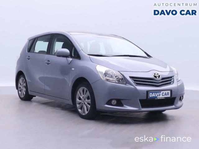 Lízing Osobná doprava Toyota Verso 2011