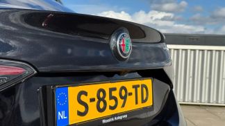 Lízing Sedan Alfa Romeo Giulia 2023