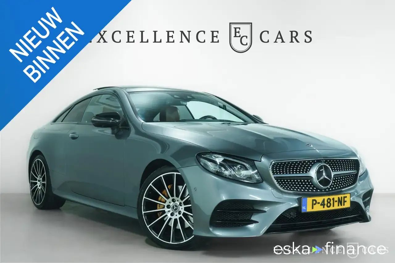 Lízing Kupé MERCEDES E 220 2017