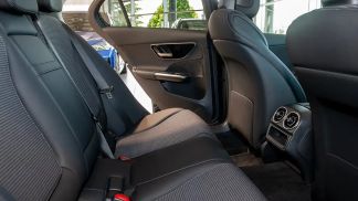 Leasing Sedan MERCEDES C 180 2024